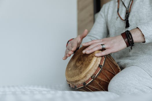 how percussive therapy works - Immediate effects: sensory input, pain modulation, and “resetting” perception