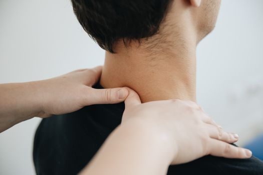 percussive therapy safety checklist tendons nerves bruising risk - FAQ: percussive therapy safety checklist for tendons, nerves, and bruising risk