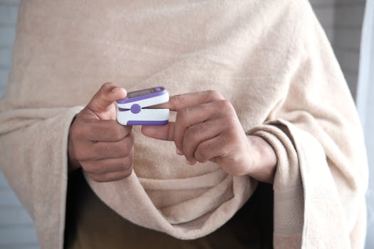 optical vs chest strap vs finger pulse oximeter sleep oxygen accuracy - Which option is most accurate for sleep oxygen—and why