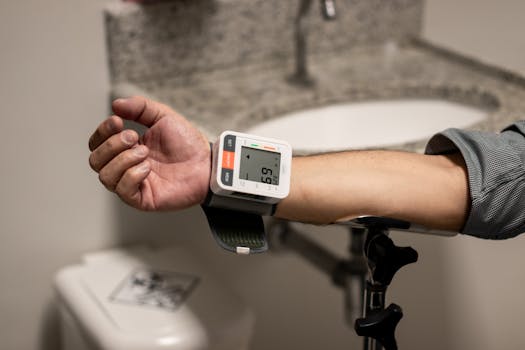 HRV vs blood pressure variability what it means - Side-by-side comparison: what each metric measures